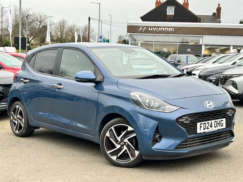 HYUNDAI i10