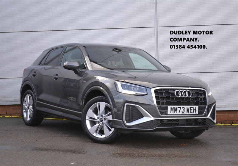 AUDI Q2