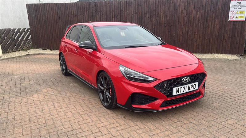 HYUNDAI i30